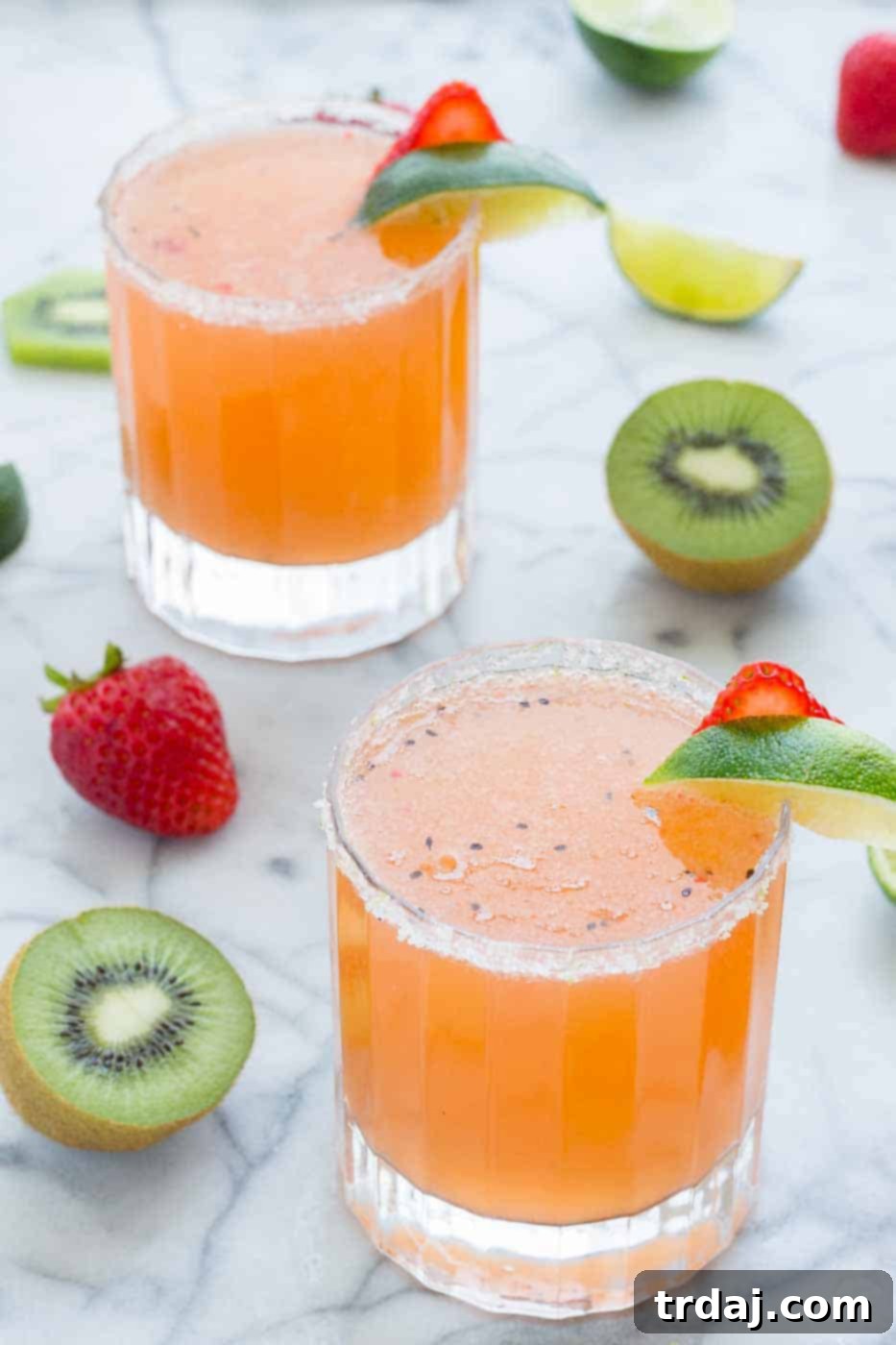 Zesty Strawberry Kiwi Slim Margaritas 1 featured 10513