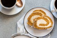 Pumpkin Spice Roll with Biscoff Cream
