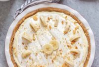 Decadent No-Bake Banana Cream Pie with Toasted Pecan Crust