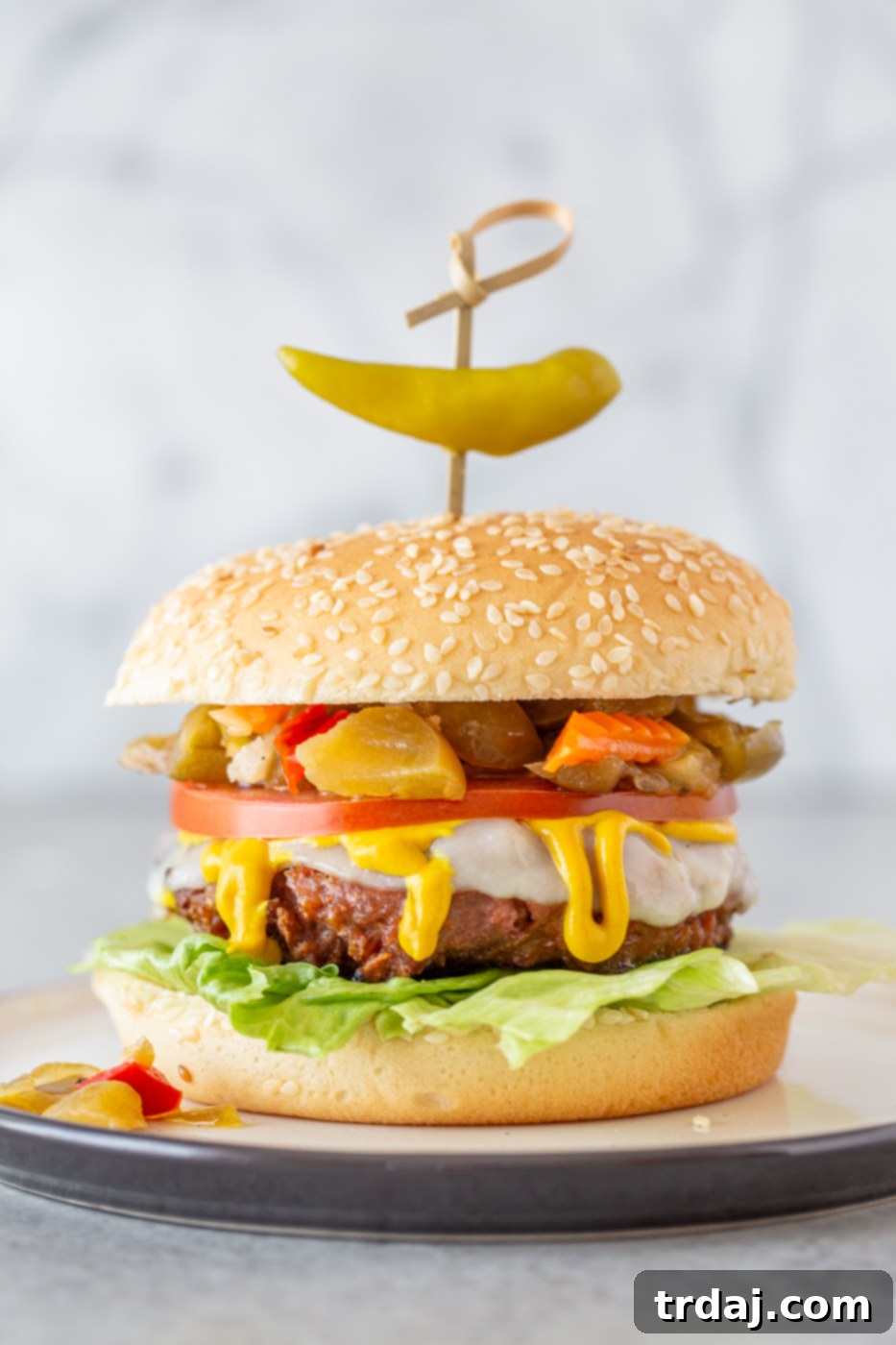 Signature Chicago Beyond Burger 1 featured 17032