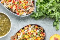 Sweet and Zesty Peach Salsa Chicken Nachos