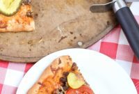 Ultimate Cheeseburger Pizza