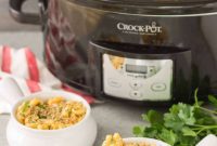 Effortless Slow Cooker Mac and Cheese