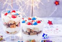 Stars and Stripes Dessert Parfaits