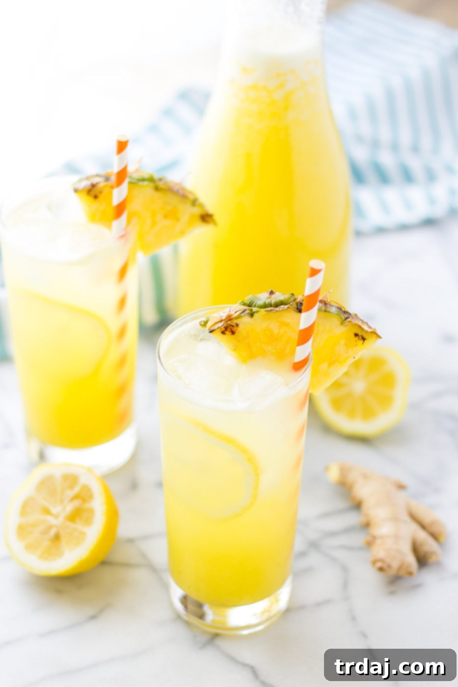 Zesty Pineapple Kick 1 featured 7267