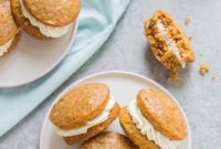 Spiced Carrot Cake Whoopie Pies