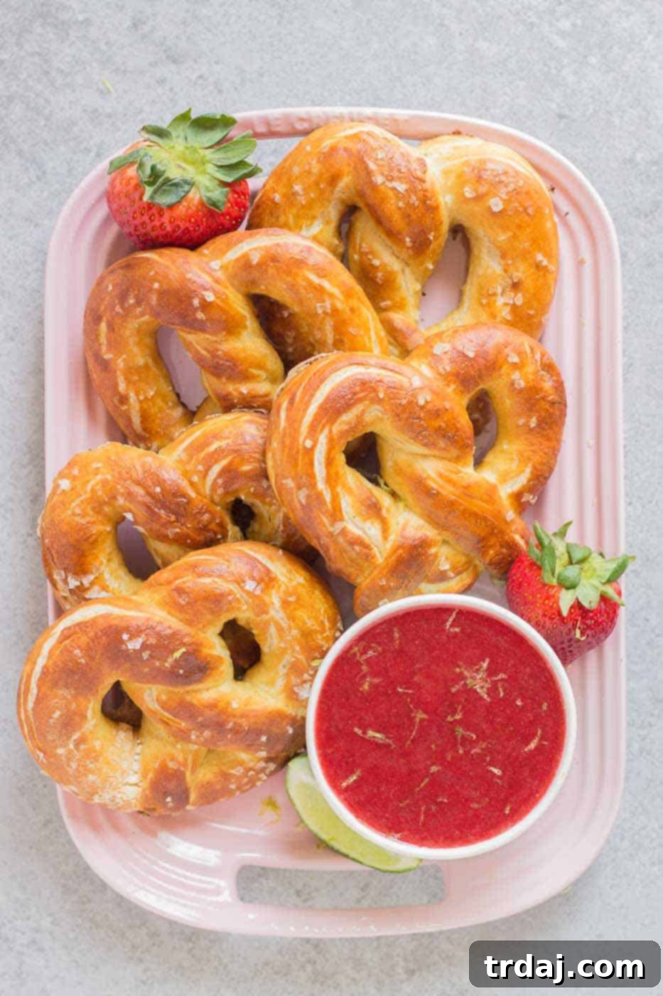 Zesty Strawberry Margarita Pretzels 1 featured 9589
