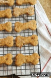 DIY Peanut Butter Bacon Banana Dog Treats | Strawberry Blondie Kitchen