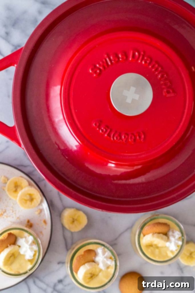 A close-up of a finished Classic Banana Pudding Parfait, ready to be enjoyed.
