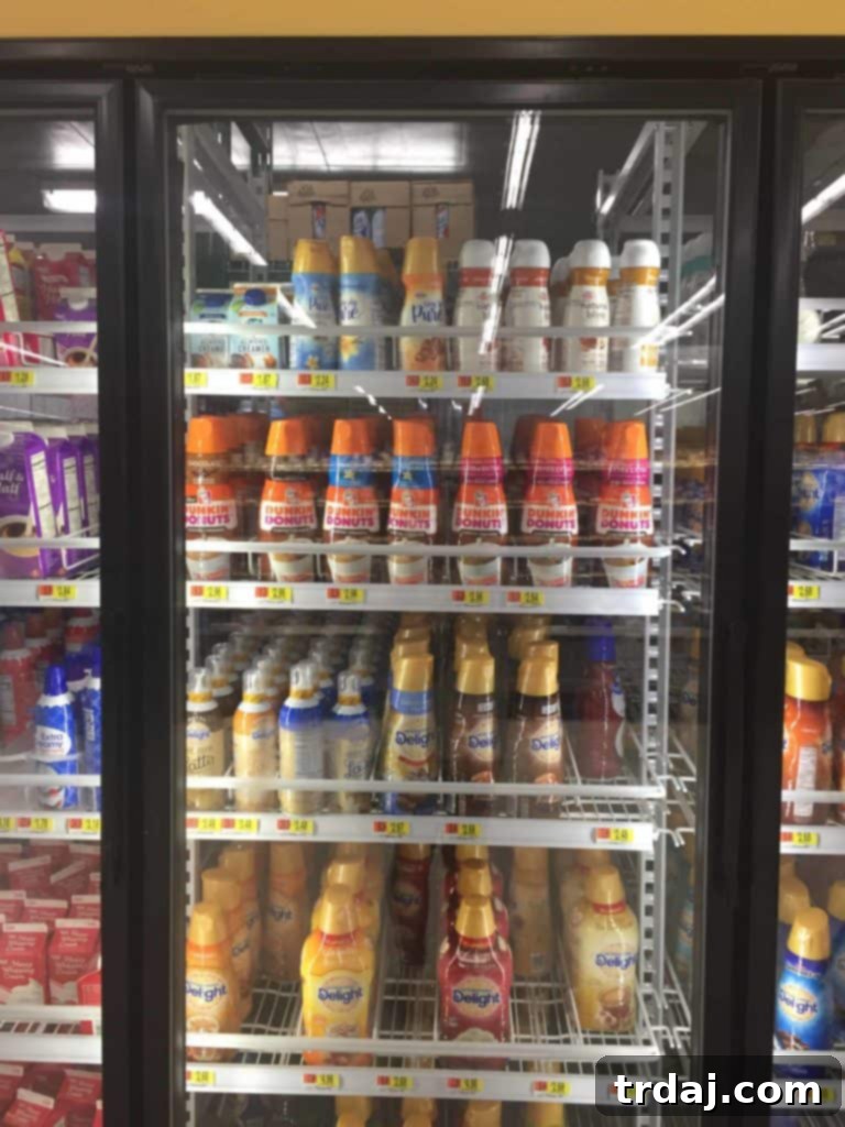 Have your coffee and your dessert too with this Coffee Cooler Float. Cold brew is combined with root beer, cream and vanilla ice cream to give you the ultimate in coffee indulgence! | Strawberry Blondie Kitchen