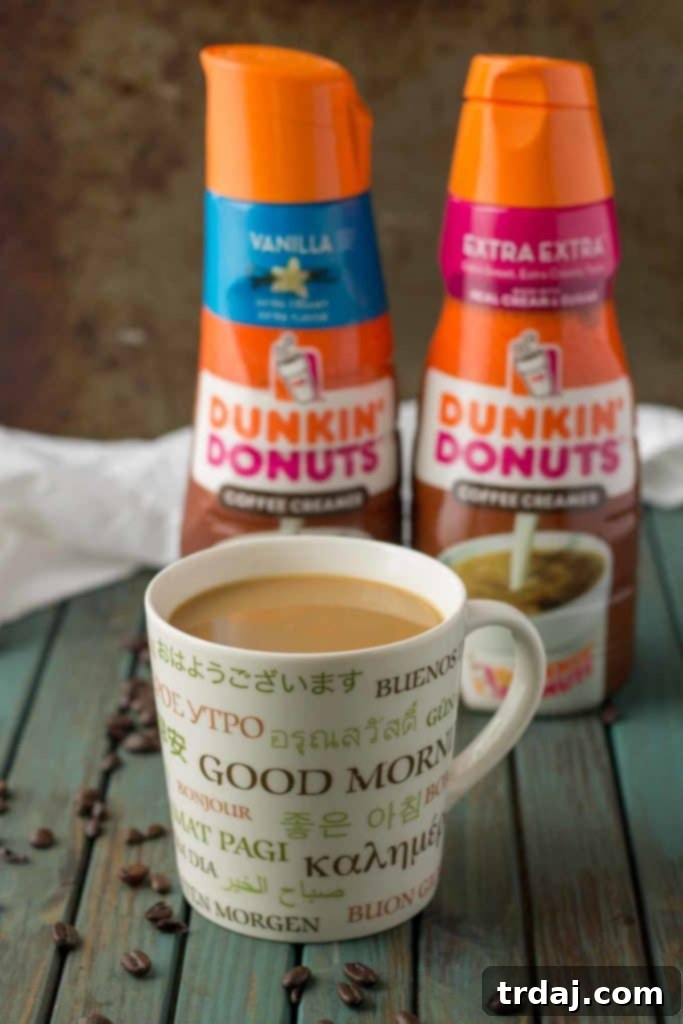 Have your coffee and your dessert too with this Coffee Cooler Float. Cold brew is combined with root beer, cream and vanilla ice cream to give you the ultimate in coffee indulgence! | Strawberry Blondie Kitchen