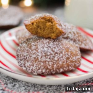 Gingerbread Madeleines recipe image: a delicious, spiced madeleine